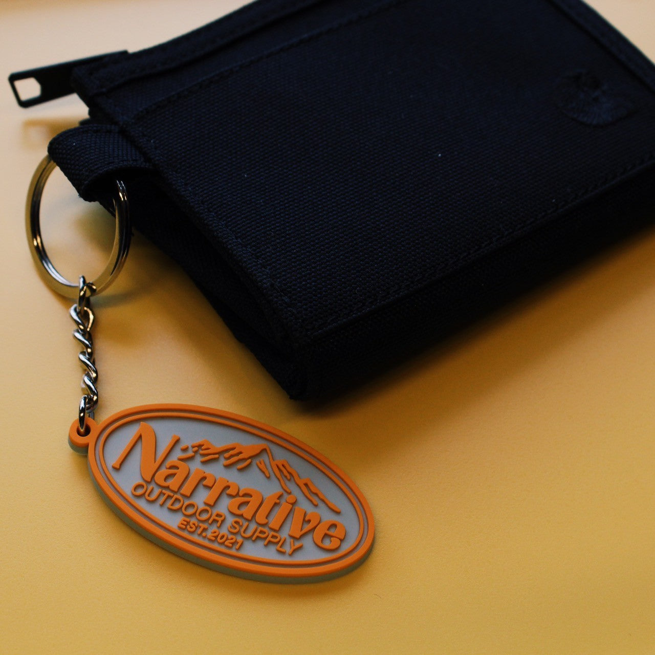 NARRATIVE OUTDOOR SUPPLY ラバーキーホルダー