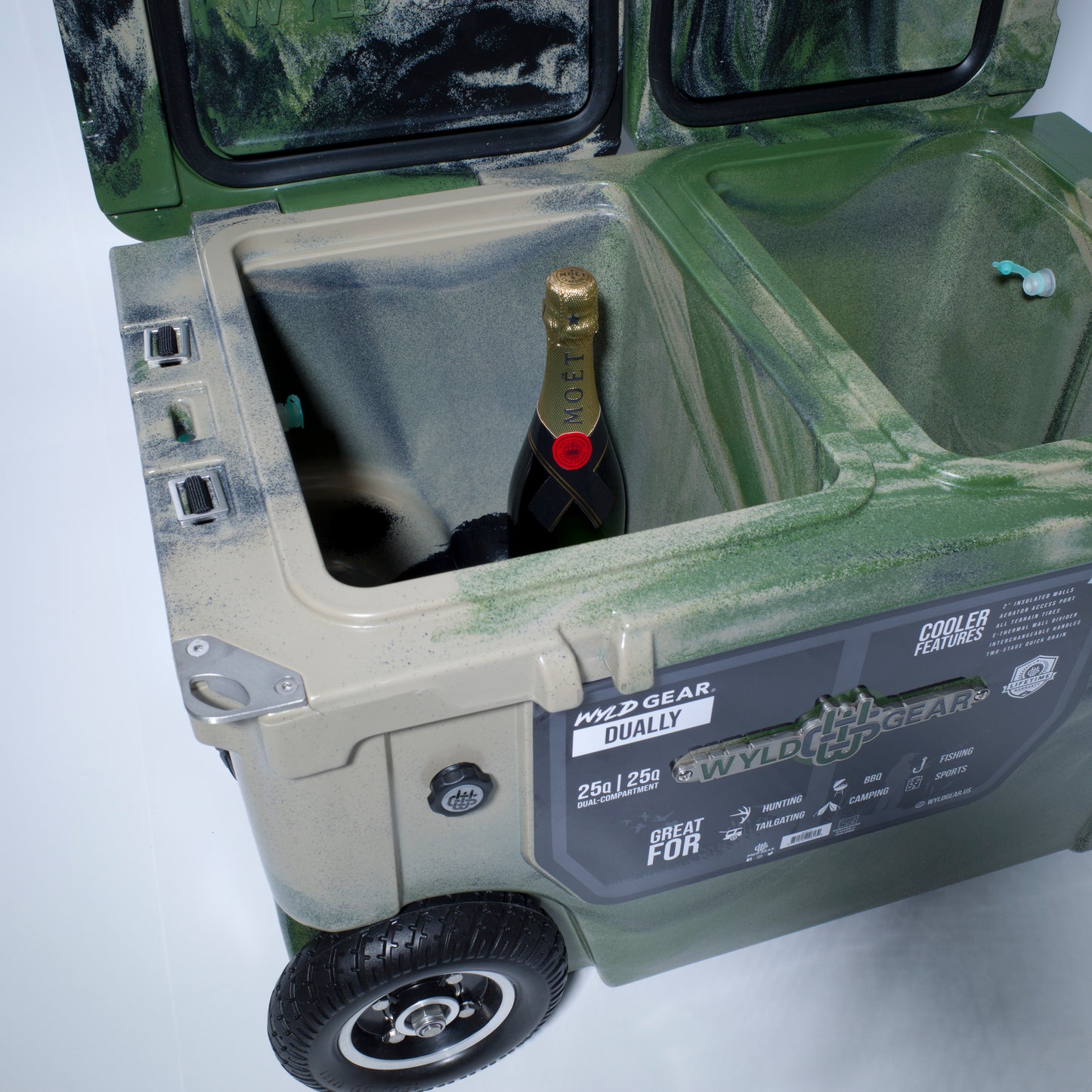 WYLD GEAR ハードクーラー 50Q CAMO