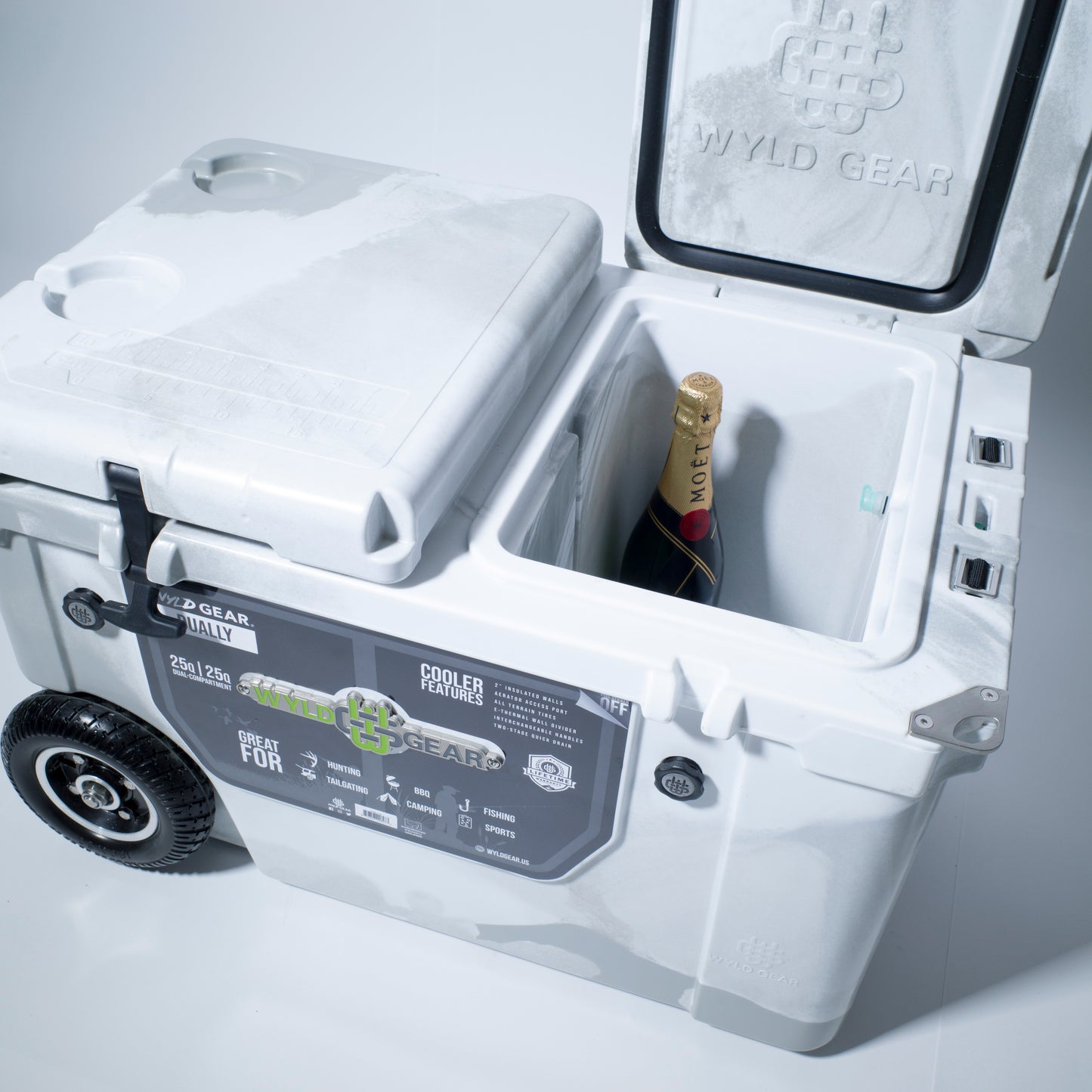 WYLD GEAR ハードクーラー 50Q GRAY