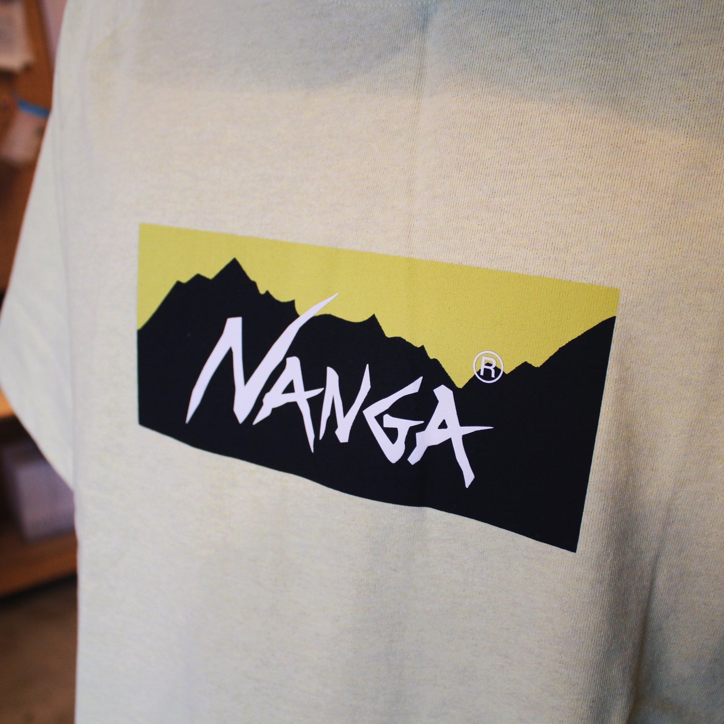 NANGA ECO HYBRID BOX LOGO LOOSE FIT TEE