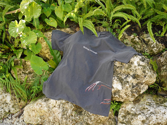 Narrative Original / Walking in the jungle T-Shirts