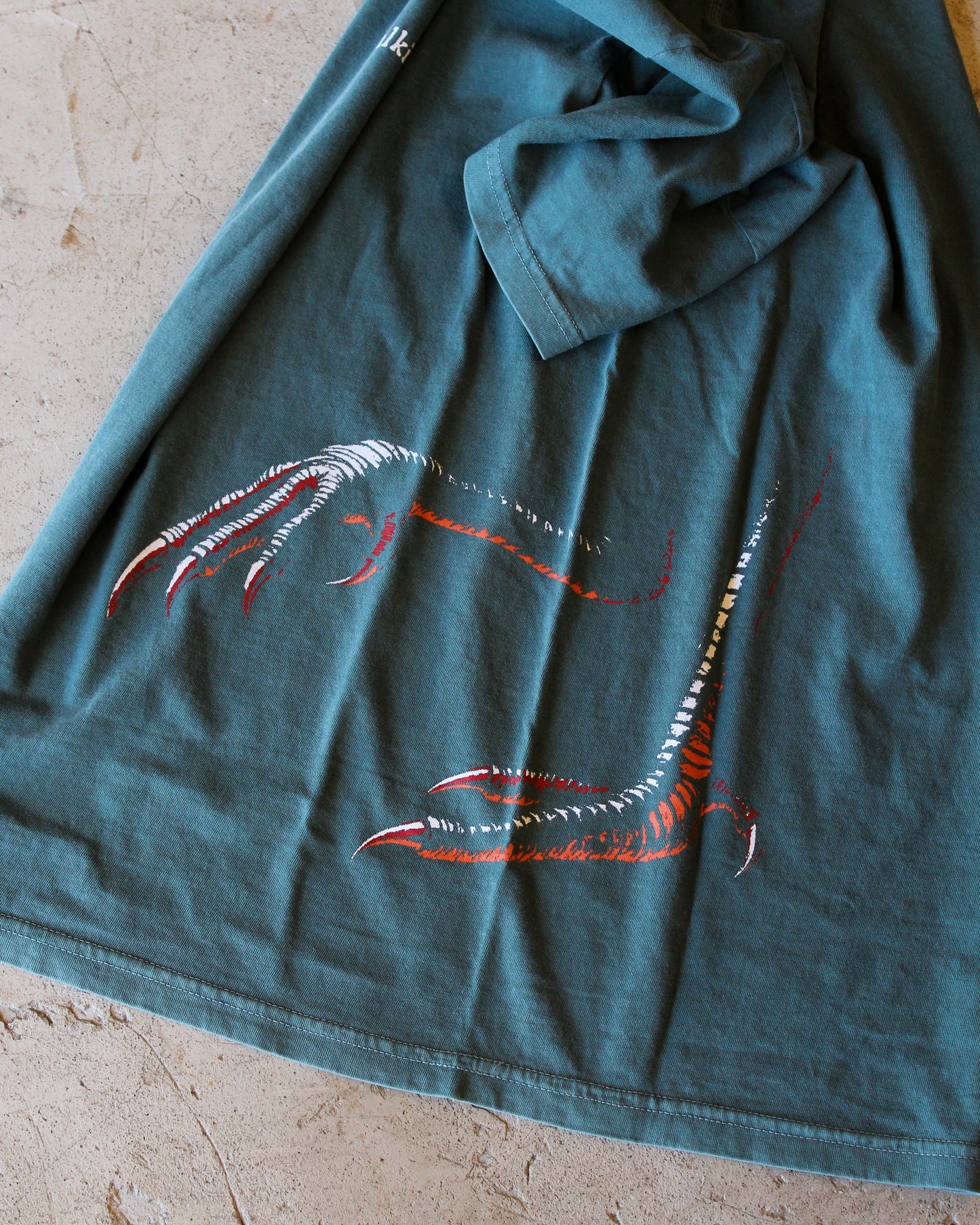 Narrative Original / Walking in the jungle T-Shirts