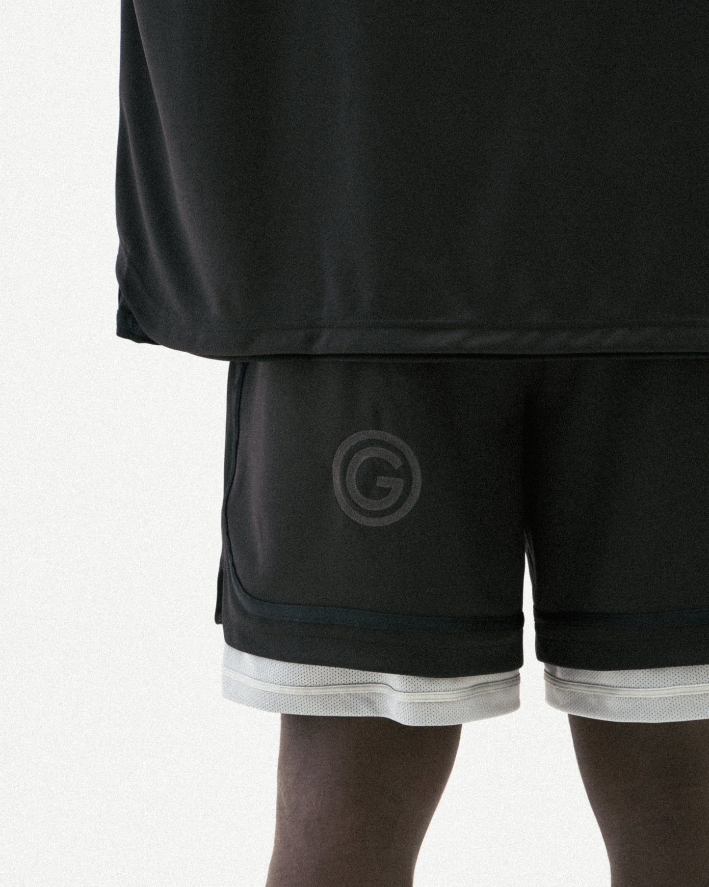 【GOOPiMADE】“Rve-S3 “ Riverside Track Shorts SHADOW